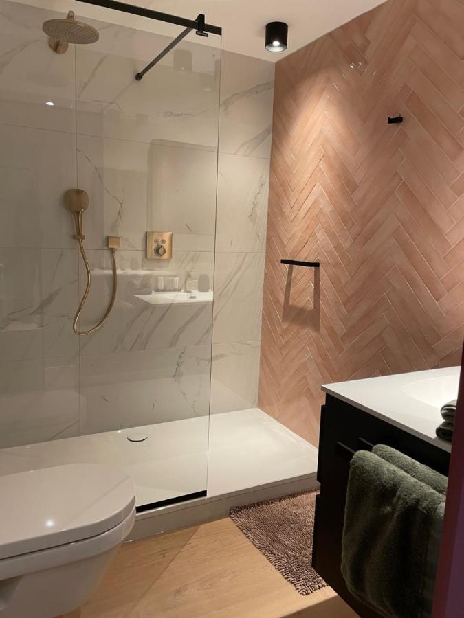B&B Maris Logies Хаселт Екстериор снимка